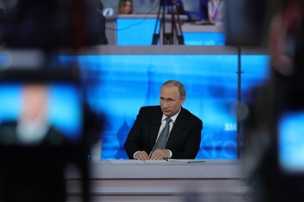 В Кремле объяснили перенос прямой линии Владимира Путина