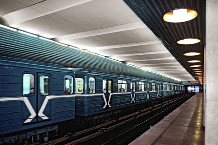 Три станции Замоскворецкой линии метро закроют до понедельника