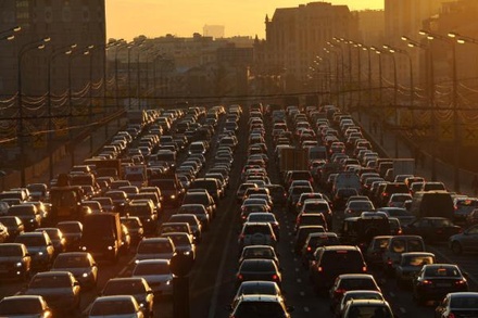 Москву признали самым страдающим от пробок городом Европы
