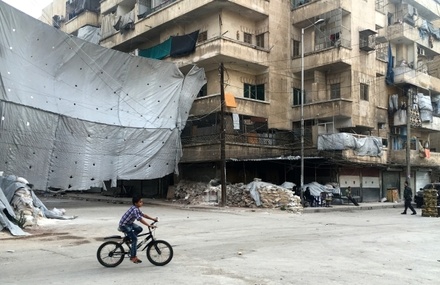 Восточную часть Алеппо покинули 20 тысяч мирных жителей