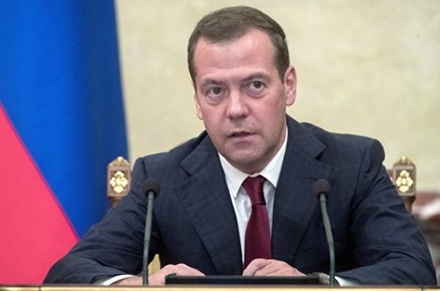 Дмитрий Медведев объявил выговор замглавы Росавиации