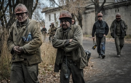 СМИ: При взрыве на шахте в Донецке погибли более 30 человек