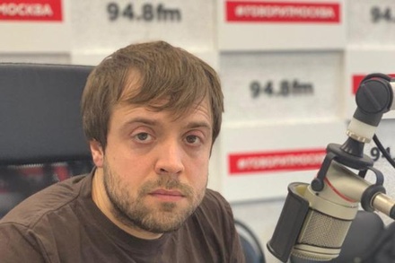 Актёр Ильин из «Интернов» назвал нападки на музыкантов в РФ «средневековьем»