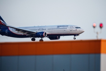 «Аэрофлот» отменил более 60 рейсов из-за лимита на приём пассажиров