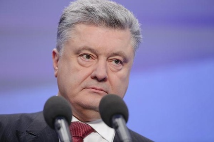 Порошенко назвал уход российских банков с Украины вопросом времени