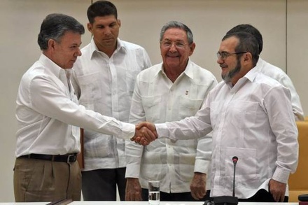 Нобелевскую премию президента Колумбии назвали концом партизанского движения в Латинской Америке