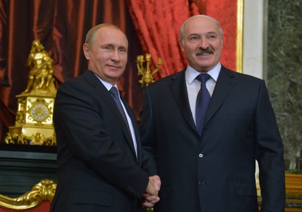 Лукашенко заявил, что Белоруссия всегда готова «подставить плечо» России