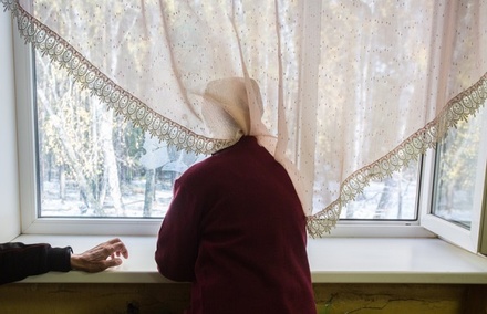 В Екатеринбурге завели дело по факту избиения пенсионерки коллектором