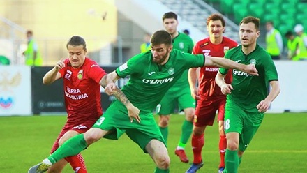 «Уфа» победила «Томь» в первом матче за право играть в Премьер-лиге