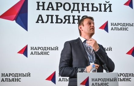 Следователи проверяли у Навального данные о похищении чужого имущества