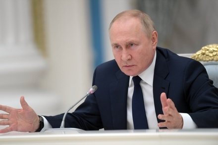 Владимир Путин заявил об ущербе российской экономике на фоне санкций