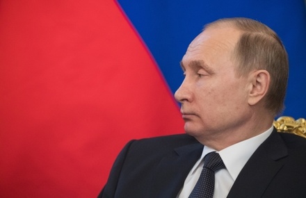 В Кремле заявили, что Путин резистентен к фотожабам