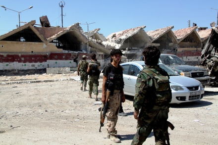 Москва изучает обстоятельства обстрела гуманитарного конвоя в Сирии