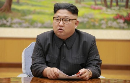Ким Чен Ыну вручили письмо от президента Южной Кореи