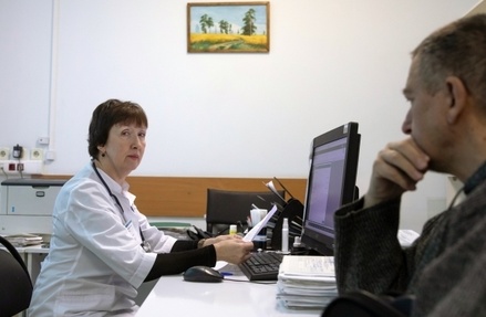 В Минздраве Алтайского края объяснили, как будут привлекать к работе декретниц и пенсионеров