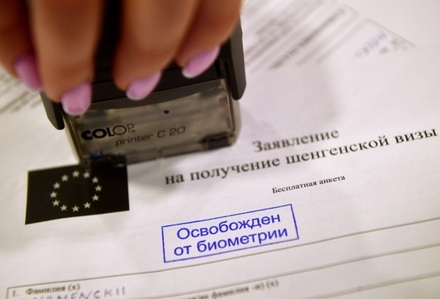 В России вступили в силу новые правила получения шенгенской визы