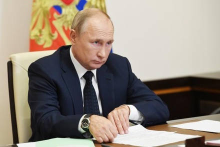 Путин: планов запускать общенациональный локдаун из-за пандемии нет