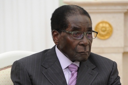 Посол Зимбабве в РФ опроверг назначение Мугабе пенсии в $150 тыс. в месяц 