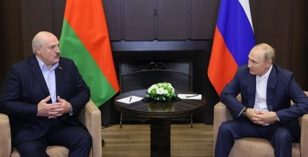 Президенты РФ и Белоруссии развернут совместную региональную группировку войск