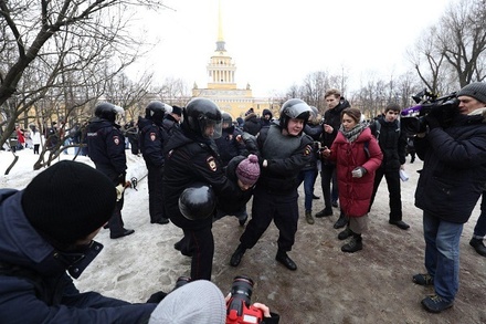 Полиция Петербурга подтвердила задержание участников «Марша материнского гнева»