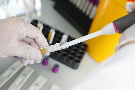 Китай обвинили в сокрытии эпидемии коронавируса ради запасов лекарств