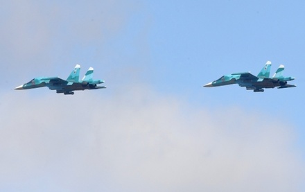 СМИ: лётчики столкнувшихся Су-34 на Дальнем Востоке запутались в парашютах