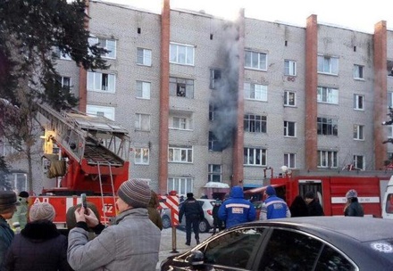 Ситуацию с пожаром в Раменском взял на контроль губернатор Подмосковья