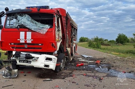Четыре сотрудника МЧС пострадали в результате атаки беспилотника ВСУ в ДНР