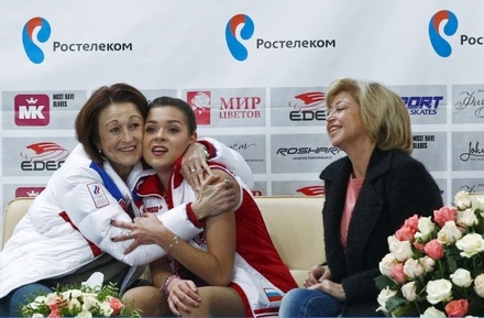 Фигуристка Аделина Сотникова побила личный рекорд Олимпиады в Сочи