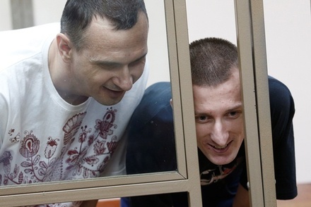Вслед за Олегом Сенцовым голодовку объявил его соратник Александр Кольченко