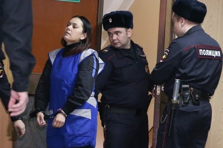 Суд в Москве на два месяца арестовал подозреваемую в убийстве девочки няню