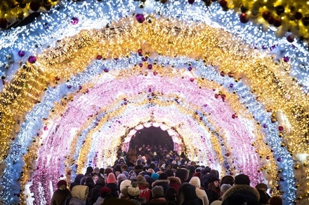 В Москве завершили масштабную работу по украшению к Новому году