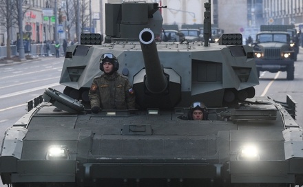 Военный эксперт призвал ВС РФ с осторожностью использовать новый танк «Армата» в ходе СВО