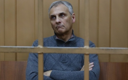 Бывшего сахалинского губернатора заподозрили в получении взяток на 27 млн рублей