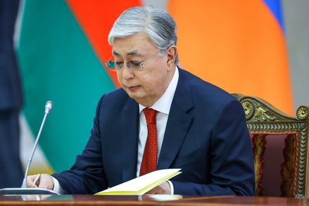 Президент Казахстана распустил парламент и все региональные органы власти