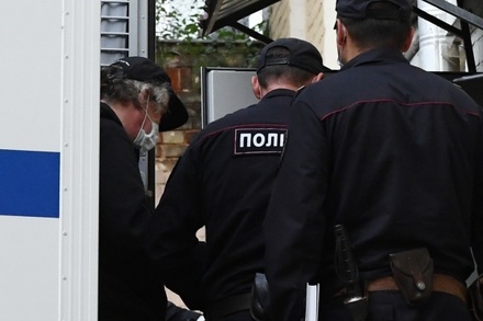 Полиция Москвы опровергла информацию о попутчике Ефремова в момент ДТП