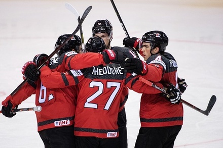 Канада победила Швейцарию в четвертьфинале чемпионата мира по хоккею