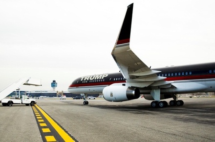 Boeing 757 Дональда Трампа столкнулся с самолётом во Флориде