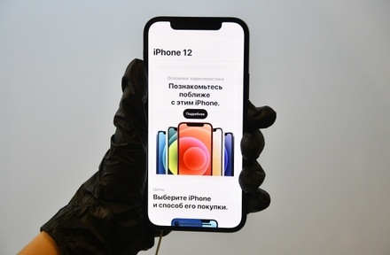 Во Франции остановили продажи iPhone 12 из-за повышенного излучения