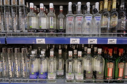 Минфин России установил минимальную цену на водку