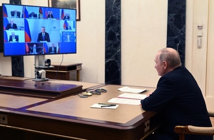 Владимир Путин провёл совещание с членами Совбеза