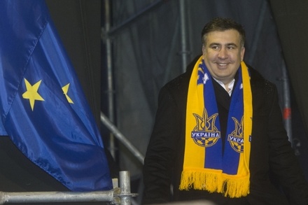 СМИ сообщили о назначении Саакашвили главой Совета советников Порошенко  