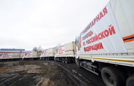 Доставившие гуманитарный груз в Луганск фуры возвращаются в Россию