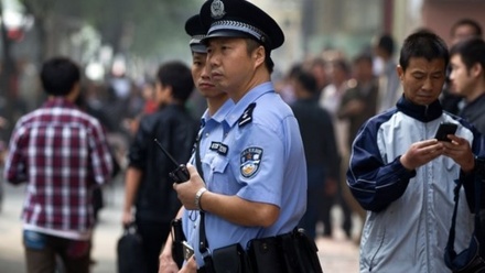 Неизвестный напал с ножом на школьников в Китае