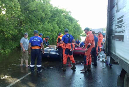 МЧС подтверждает гибель 14 человек при наводнении в Иркутской области