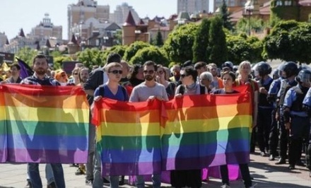 Полиция в Киеве усилила меры безопасности в связи с проведением гей-парада