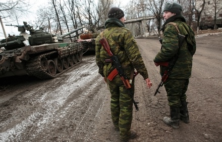 ДНР и ЛНР в Минске предложили прекратить огонь в Донбассе с 12 февраля