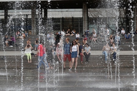 МЧС предупредило о сильной жаре в Москве
