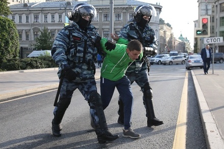 Генпрокуратура признала профессиональной работу силовиков на несогласованных митингах в Москве