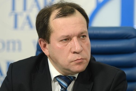 Каляпин назвал бредом обвинения чеченского омбудсмена в организации нападения на коллег